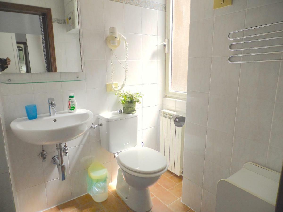 Casa Alba Apartment Лука Екстериор снимка